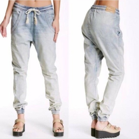 One Teaspoon Pants - One Teaspoon Super Trackies in Ivory